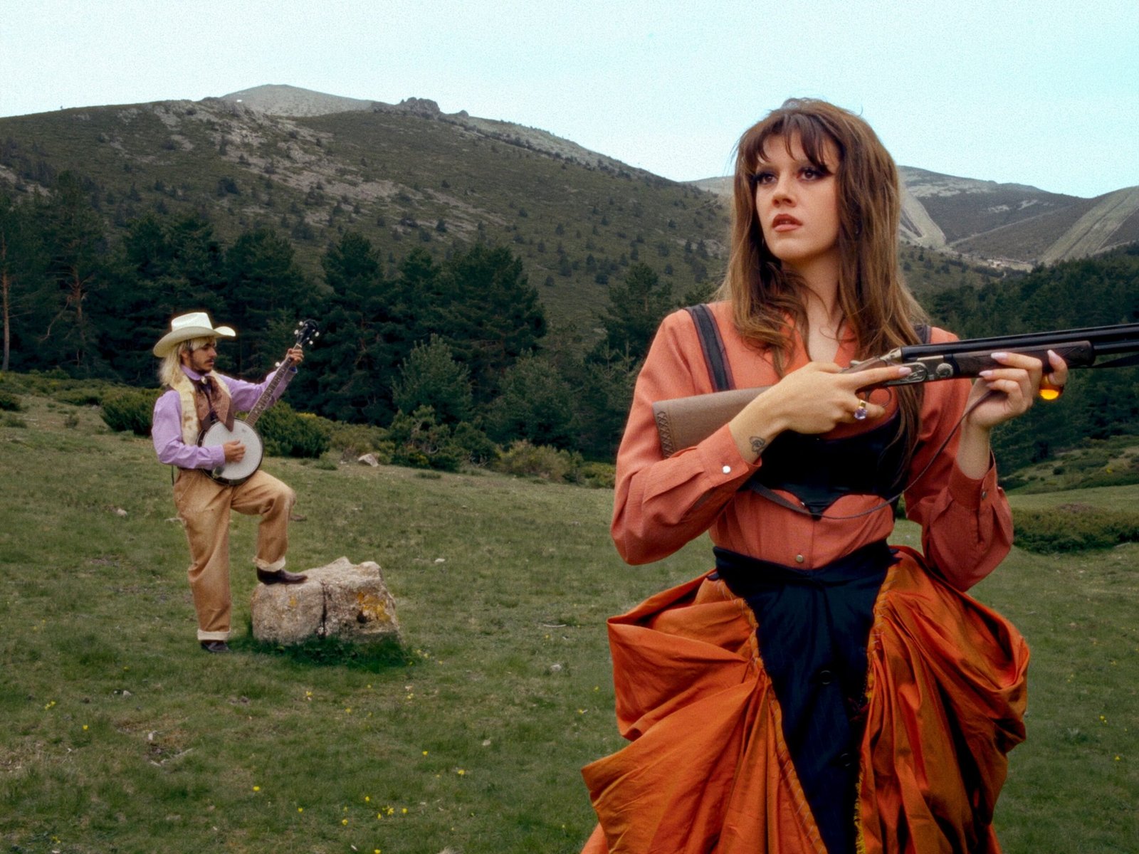 The Banjo who drove the shotgun crazy